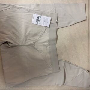 Buff Bunny in color bone  Leggings